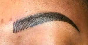 Sobrancelhas com micropigmentação